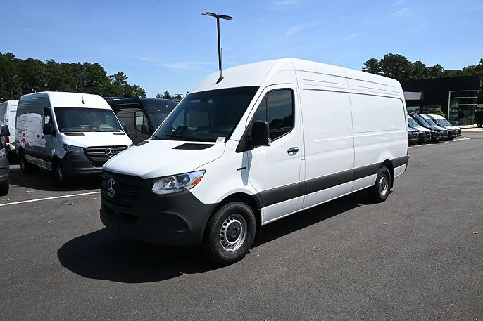 2025 Mercedes-Benz eSprinter