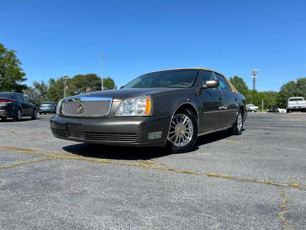2003 Cadillac DeVille DHS image 2