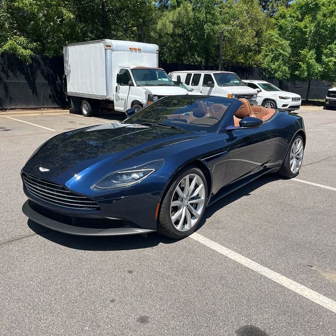 2019 Aston Martin DB11