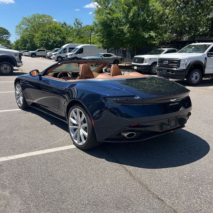 2019 Aston Martin DB11