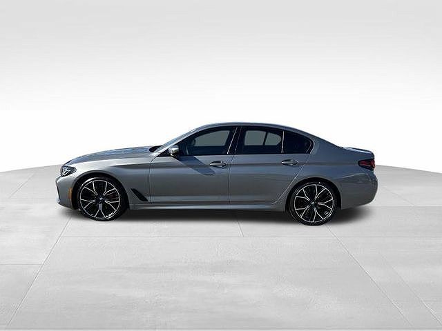 2023 BMW 5 Series 530i image 2