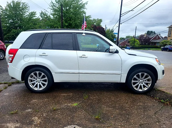 2013 Suzuki Grand Vitara