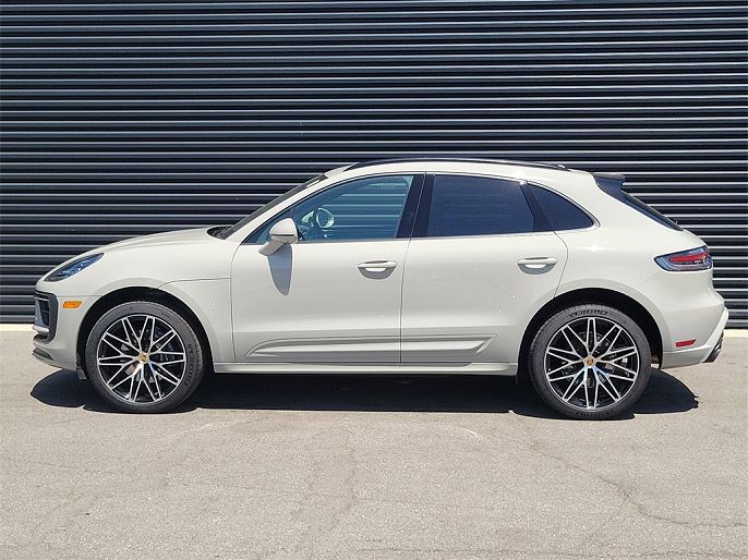 2025 Porsche Macan