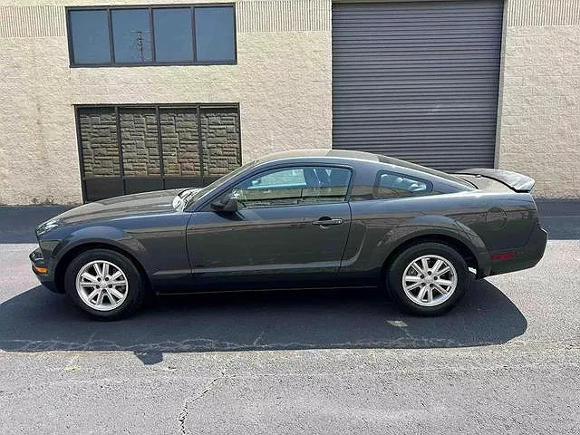 2009 Ford Mustang null image 1