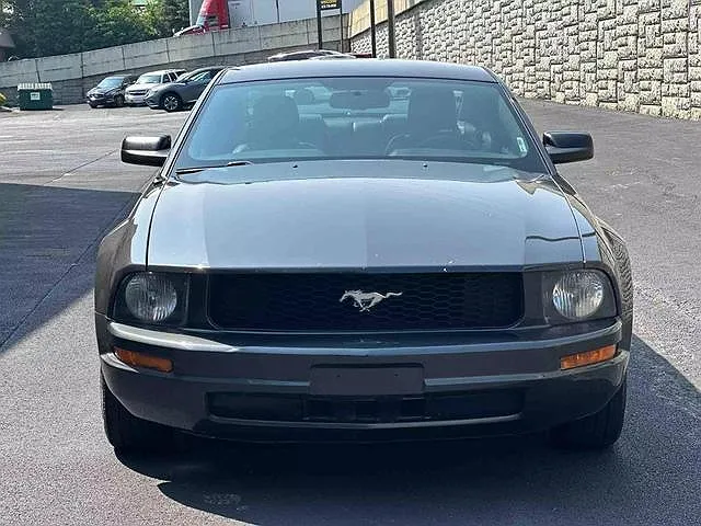 2009 Ford Mustang null image 2
