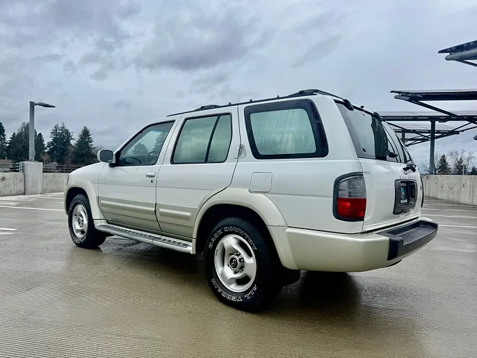 1998 Infiniti QX4