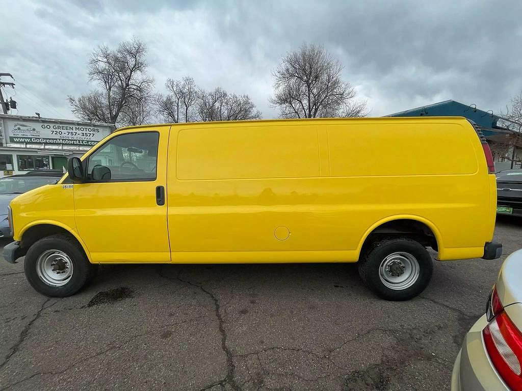1999 Chevrolet Express 3500 image 3
