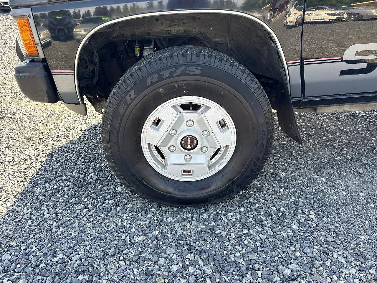1988 Nissan Pickup