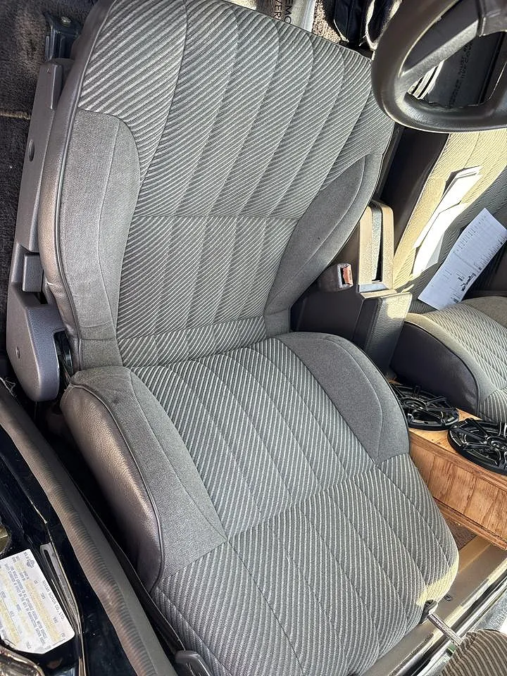 1988 Nissan Pickup