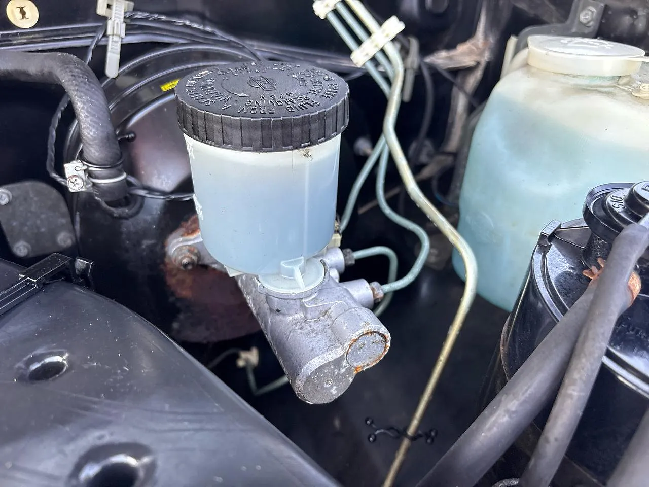 1988 Nissan Pickup