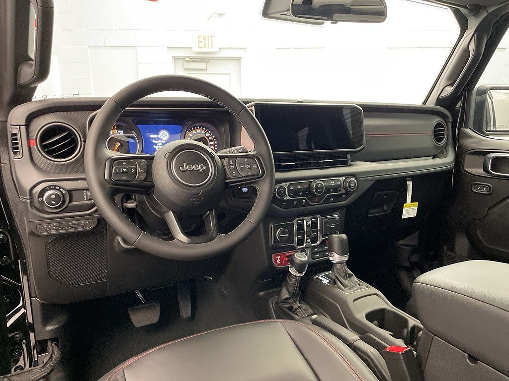2025 Jeep Gladiator