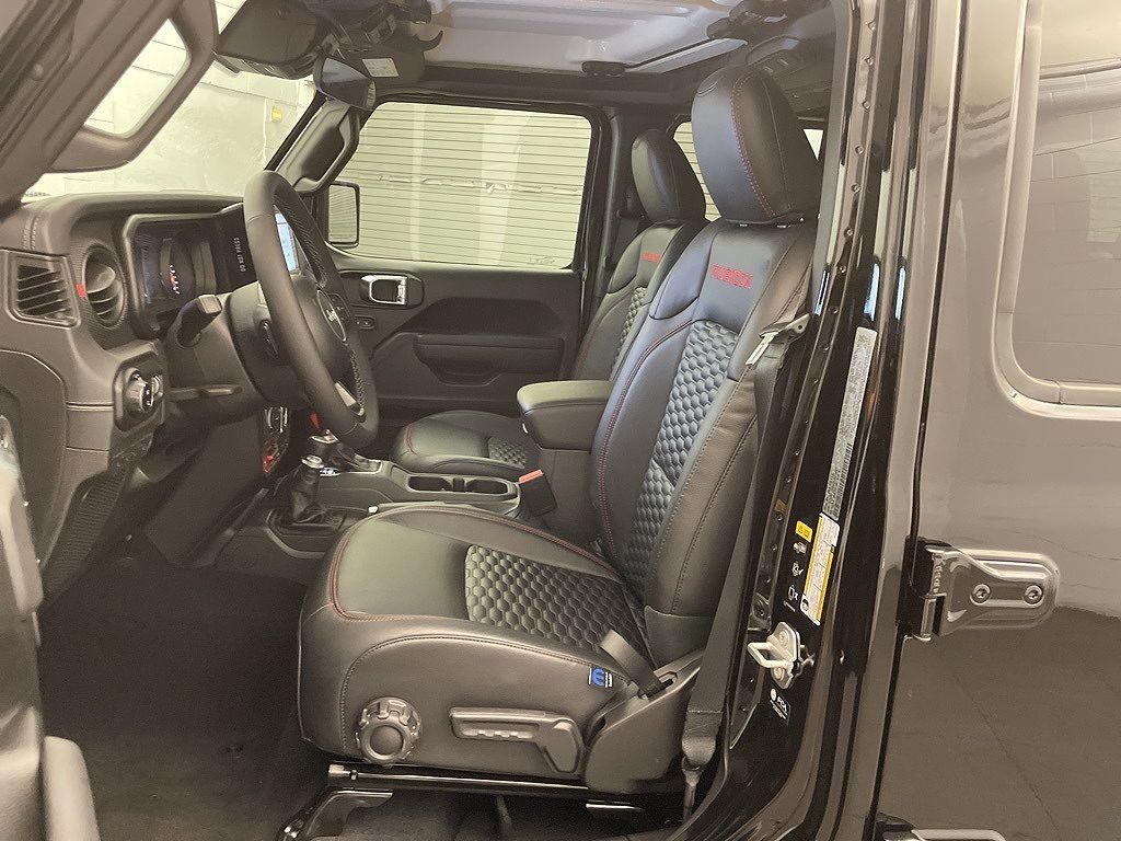 2025 Jeep Gladiator