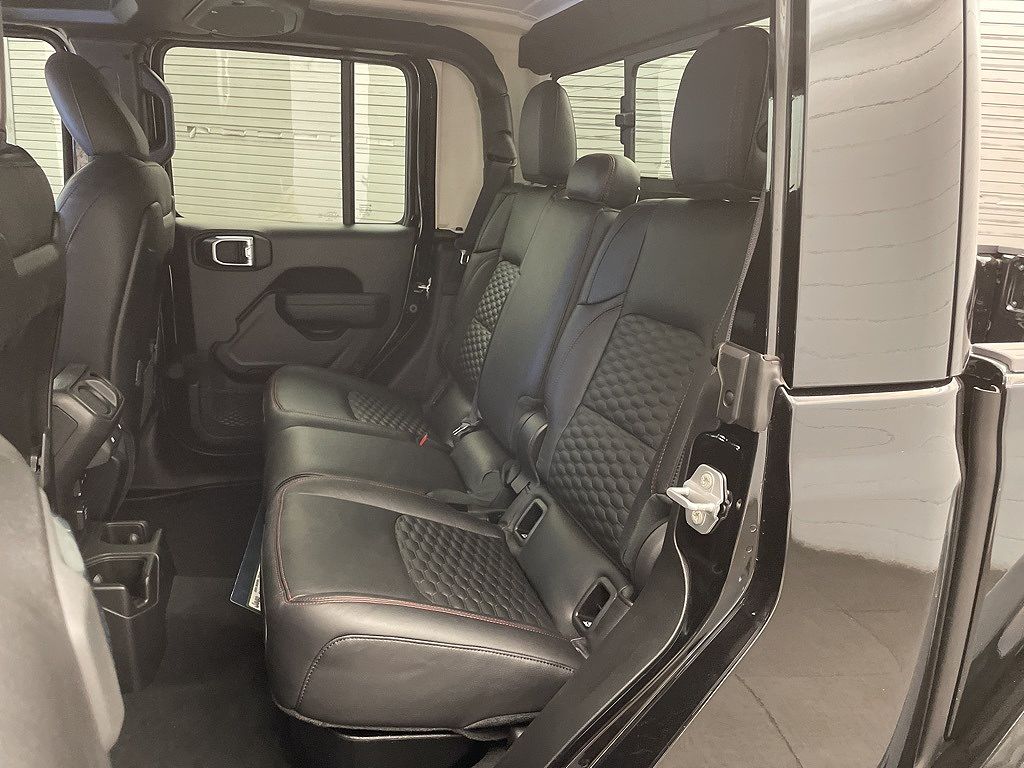 2025 Jeep Gladiator