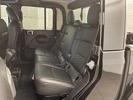 2025 Jeep Gladiator
