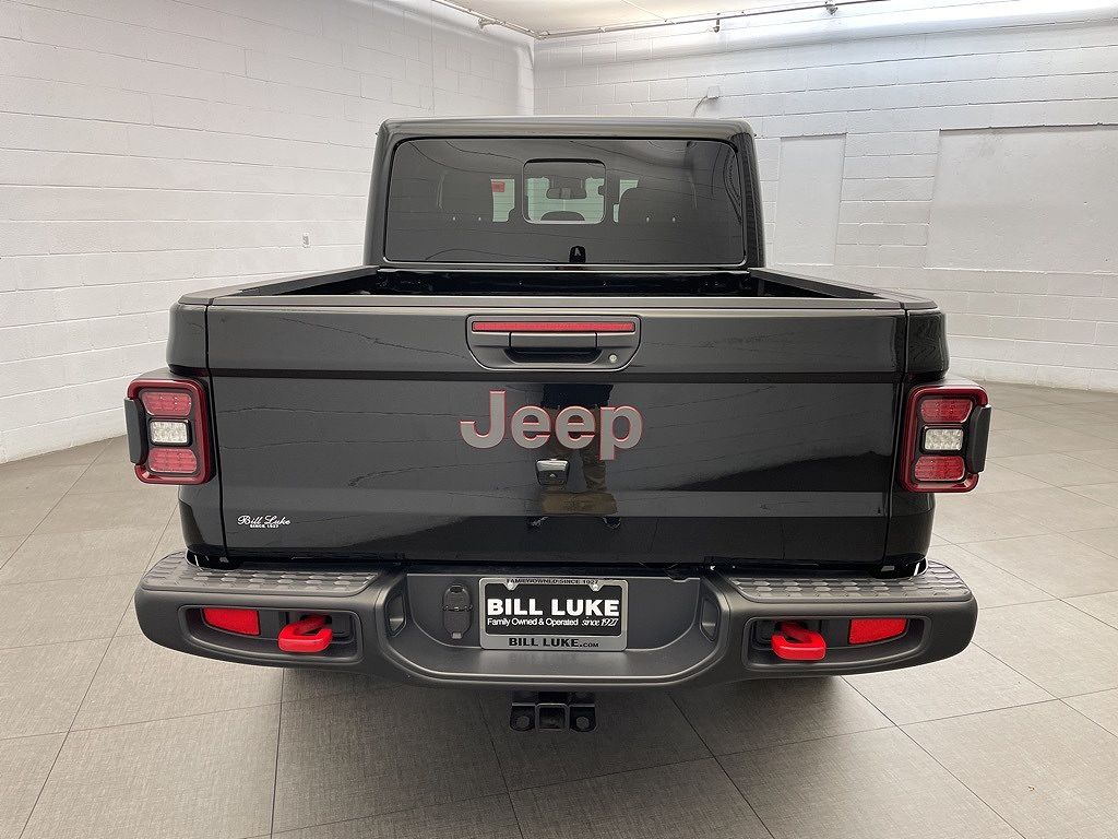2025 Jeep Gladiator