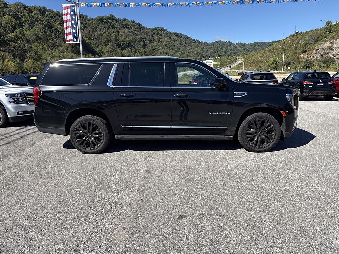 2023 GMC Yukon XL