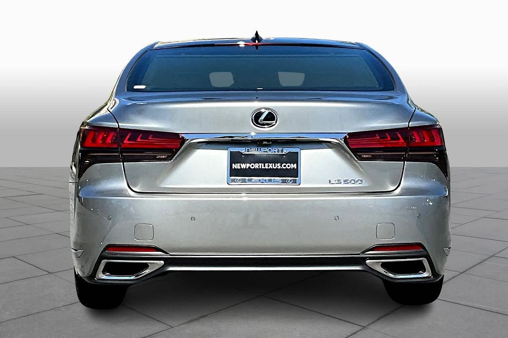 2024 Lexus LS 500 image 3