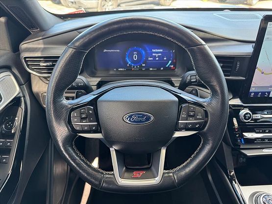 2022 Ford Explorer ST photo 7