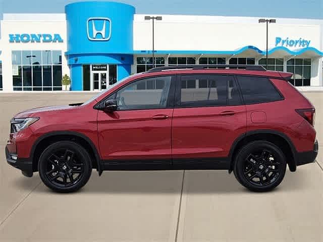 2024 Honda Passport Black Edition image 1