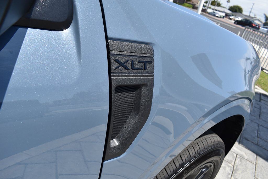 2024 Ford Maverick XLT image 4