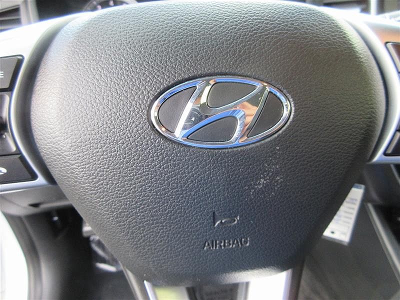 2019 Hyundai Sonata SE image 14