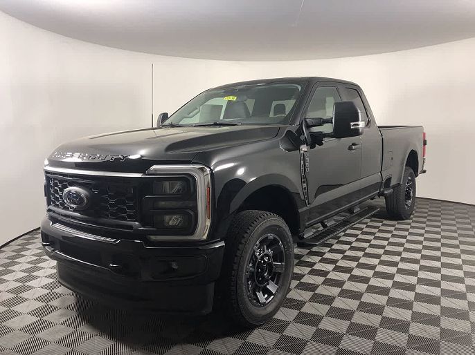 2025 Ford F-350