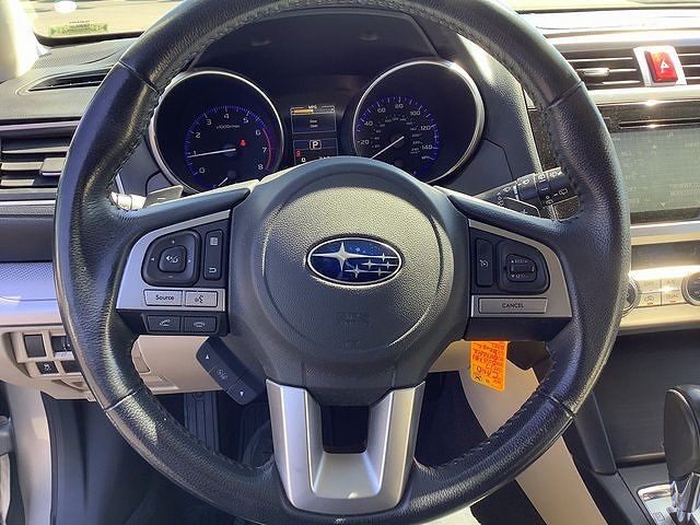 2017 Subaru Outback 2.5i image 10