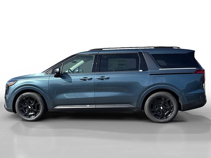 2025 Kia Carnival
