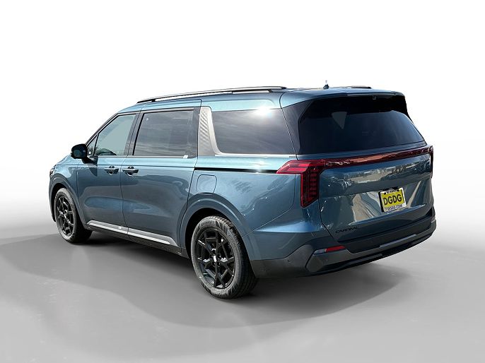 2025 Kia Carnival