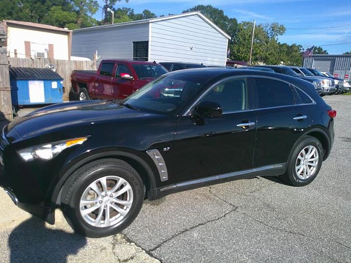 2016 Infiniti QX70