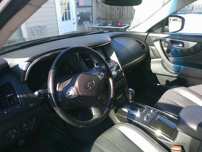 2016 Infiniti QX70