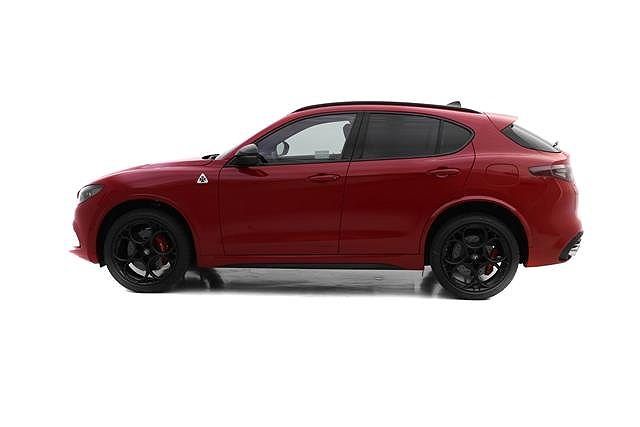2024 Alfa Romeo Stelvio