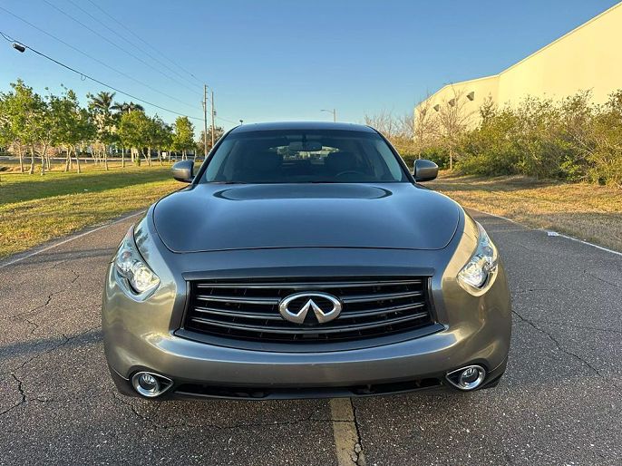 2016 Infiniti QX70