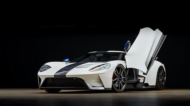 2021 Ford GT null image 0