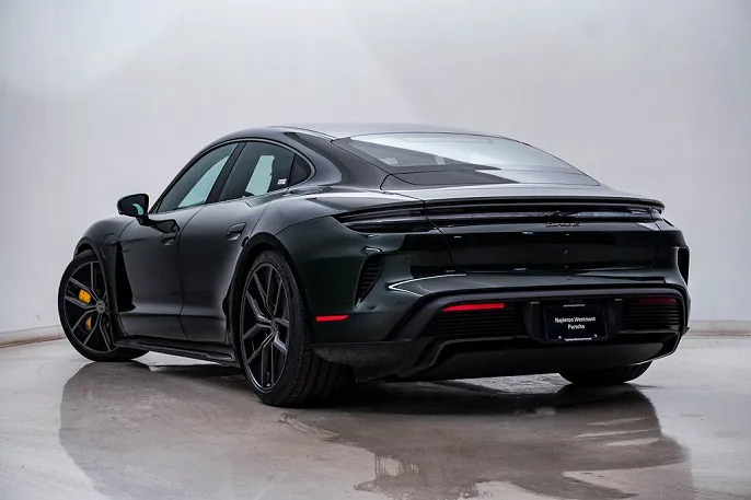 2025 Porsche Taycan