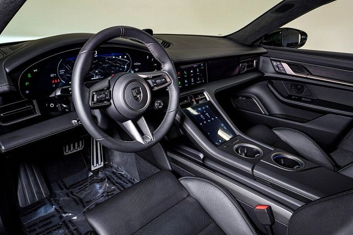 2025 Porsche Taycan