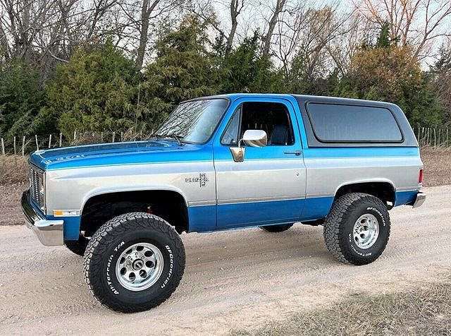 1988 Chevrolet Blazer null image 0