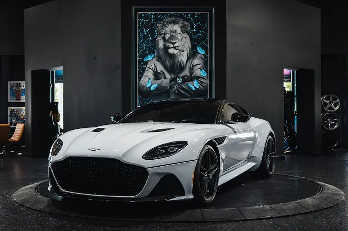 2019 Aston Martin DBS