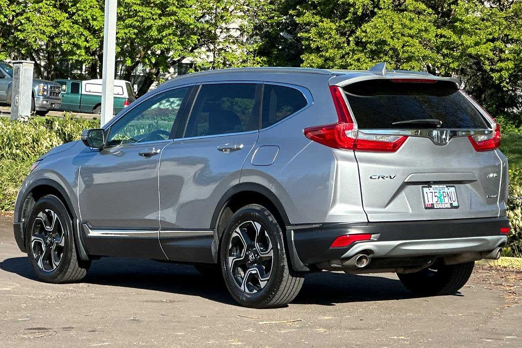 2018 Honda CR-V Touring image 5
