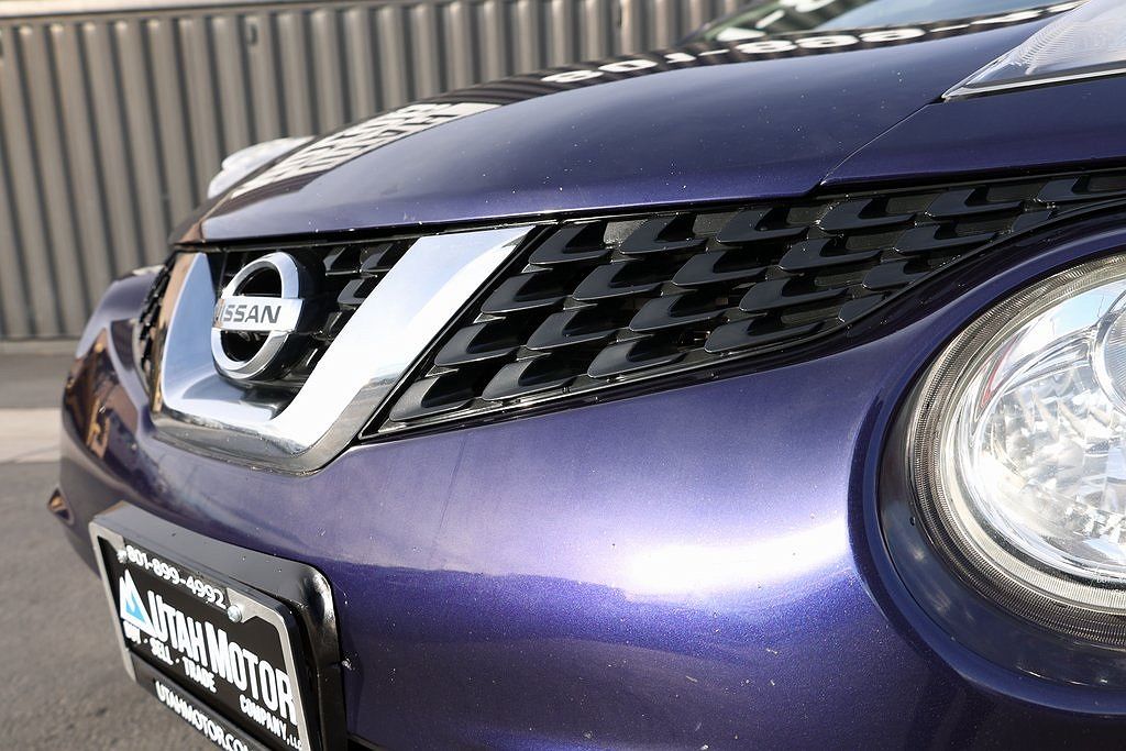 2015 Nissan Juke SL image 2