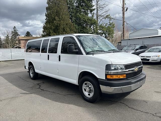 2019 Chevrolet Express 3500 image 0