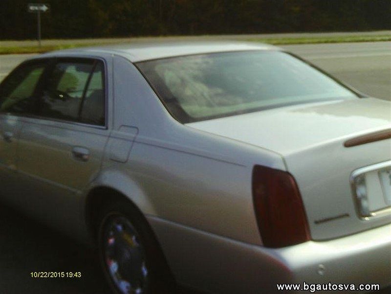 2002 Cadillac DeVille DHS image 5