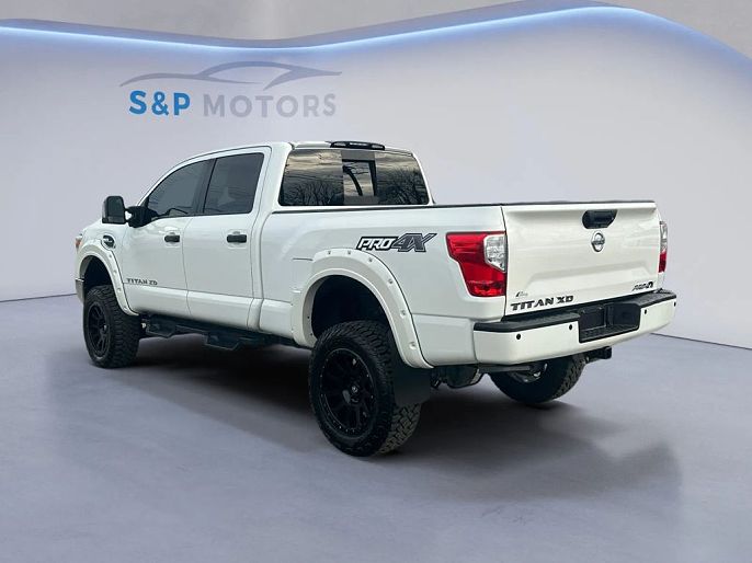 2017 Nissan Titan XD