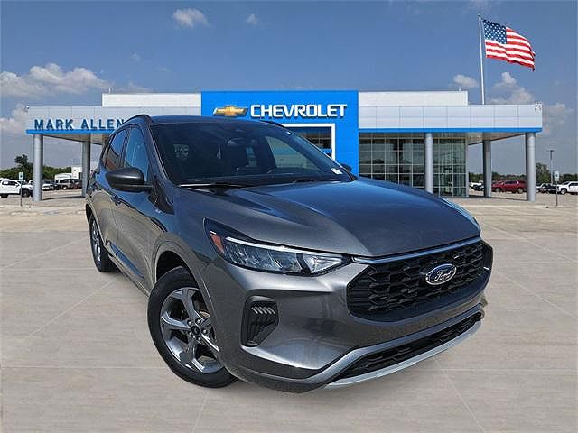 2023 Ford Escape