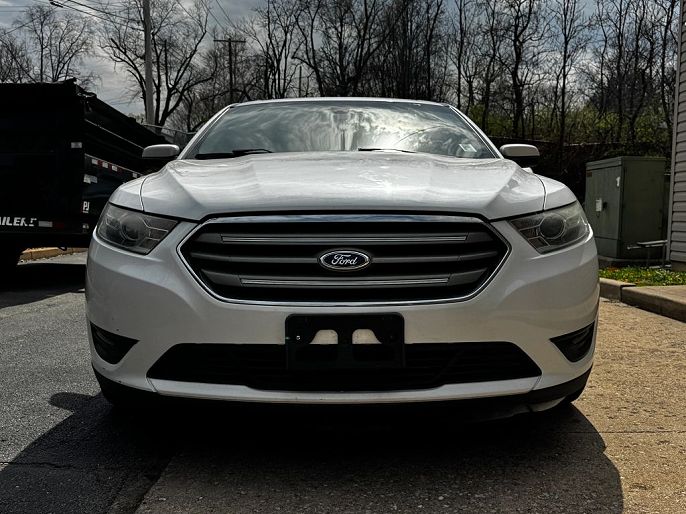 2013 Ford Taurus