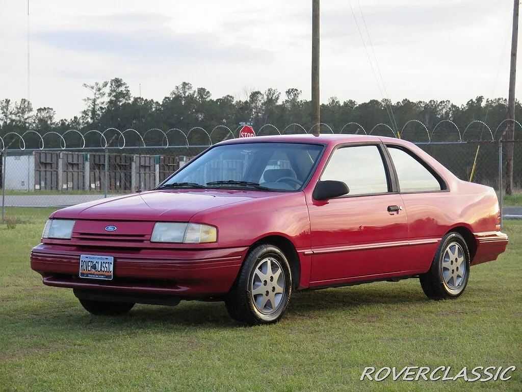 1993 Ford Tempo GL image 5