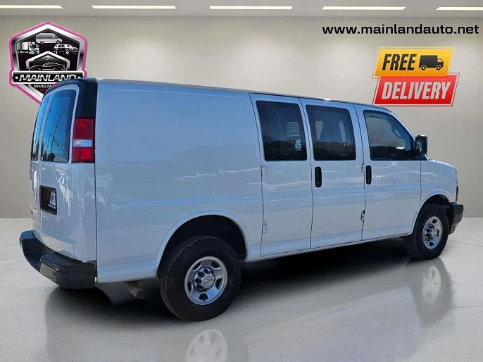 2022 Chevrolet Express