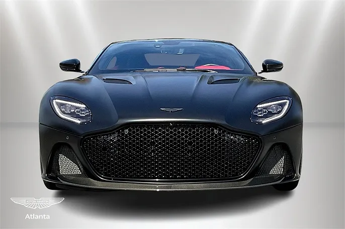 2022 Aston Martin DBS