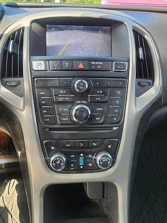 2014 Buick Verano Premium image 11