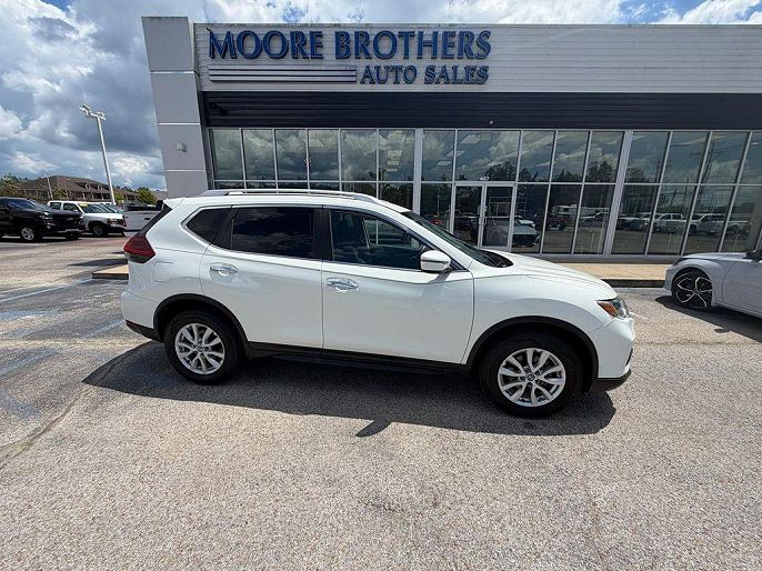 2020 Nissan Rogue